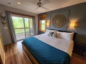 Boho Getaway for Two at Joe’s Ridge Retreat - Image 3