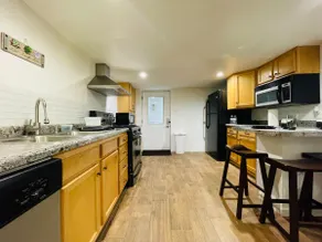 *Independence Cozy Nest* - Broad Ripple Centre - Image 3