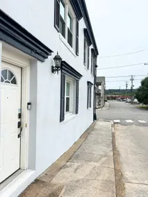 Oak Street Orleans 2/2apartment - Image 4