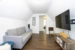 Modern 1BR Walking Distance to Downtown Wooster - Image 2