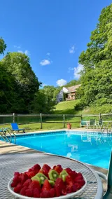 Lovely Home in the Berkshires - Image 2