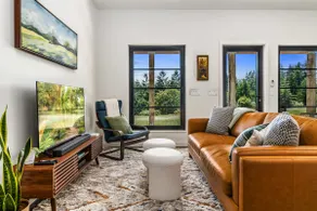 Modern Chalet ADU - Fire Pit, Hot Tub & EV Charger - Image 2