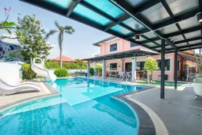Near the beach Pool Villa with Grand Pool slider - Image 2