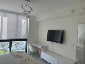 The Best location apt in Doral 2. - Image 2