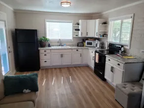 Laurie's House - Image 3