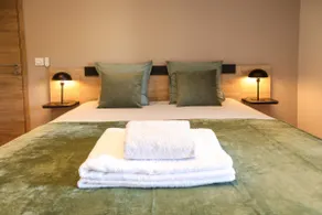 The Le 1952 Apartment – 100 m from the Cinema and the Port – Parking - Image 2