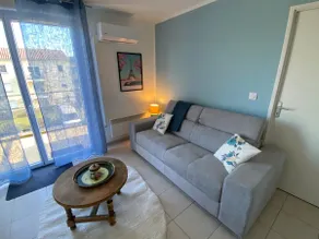 Apt 30 Building A No. 3 Rue Peire Cardinal · Le Voyag - Image 4