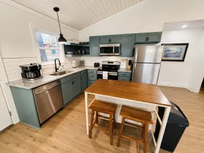 Logan Martin Lakefront Retreat - Image 4