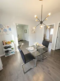 Bright Walkerville Suite, 5 mins to Detroit Tunnel - Image 2