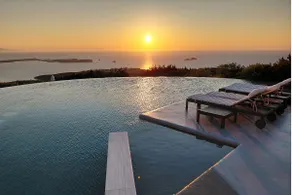 Luxury Private Villa with Infinity Pool & Sunset Sea Views – Paros - Image 4