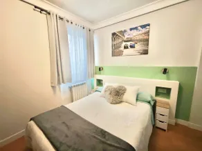Centrally located, exterior, no noise, 3 min from the beach - Image 4