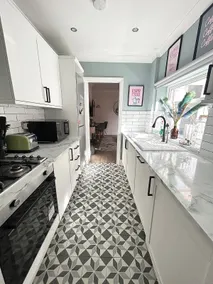 Luxury flat with fire pit - short stay - Image 2