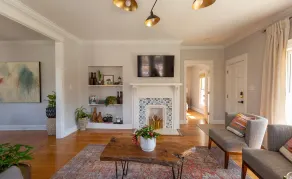 Spacious & Cozy 3br-3bath, Great Location - Image 2