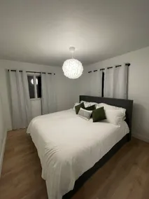Quaint Apartment in St. Charles - Image 2