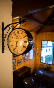 Grayshott little cottage - Image 3