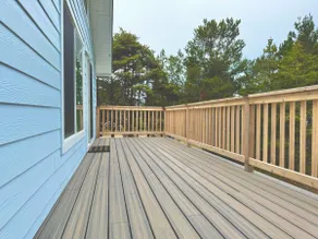 Beach house at Rockaway - Image 5