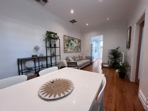 Pet-Loving Early Workers Cottage - Image 4
