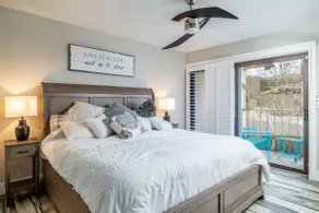 Riverfront Condo, Super Conveniently Located! - Image 4