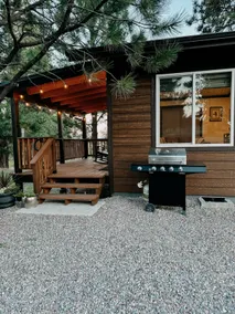Cabin 30 Mins from Glacier National Park - Cabin C - Image 3