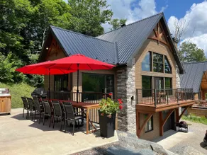 Promontoire-29 Mountain chalet with a hot tub - Image 3