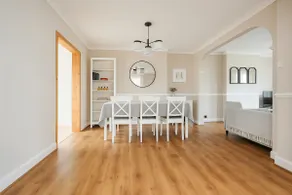 House in Brighton & Hove with Parking - Image 2