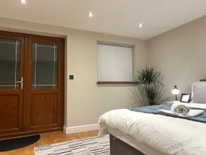 Modern Studio, Heathrow Prime Location. - Image 2