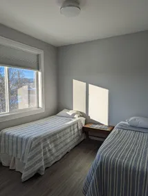 Spacious 2 bedroom apartment - Image 5