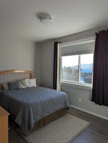 Spacious 2 bedroom apartment - Image 2