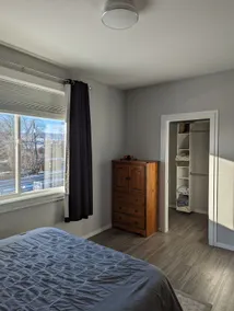 Spacious 2 bedroom apartment - Image 4