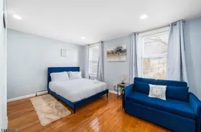 Home near American Dream Mall & Metlife Stadium - Image 5