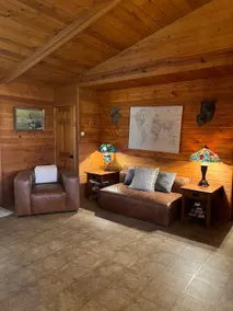Rustic Retreat “Georgette” - Image 2