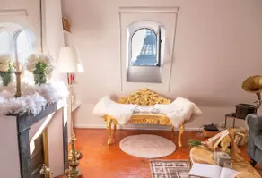 Luxury & Traditional Eiffel view - Image 2