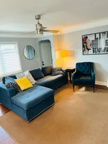 Cozy Home, Beautiful Yard, Close to Everything! - Image 2
