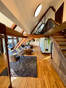 Deluxe living with rooftop terrace - Image 3