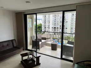 Spacious, Modern, Pool and Gym - Image 2