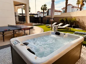 Elysian Pool Residence - Image 2