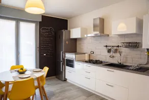 Trento Suite & Private Garage | GoldenSuitesItaly - Image 2