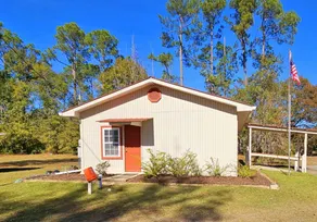 Terry’s Air B&B - Image 2
