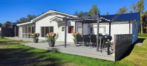 Villa near the lake, boat, sauna, big garden - Image 4