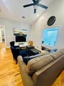 House 10 minutes from Stableview and 15 minutes from downtown - Image 2