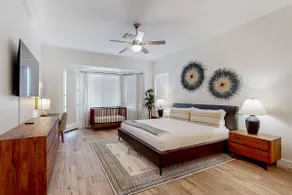 4BR desert home with game tables & office - Image 5