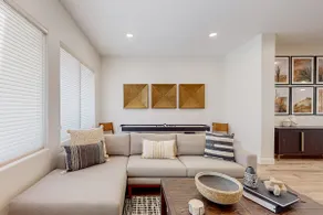 4BR desert home with game tables & office - Image 2