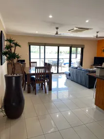 Kookaburra Cottage, Bungalow 34 Lake Bennett - Image 3