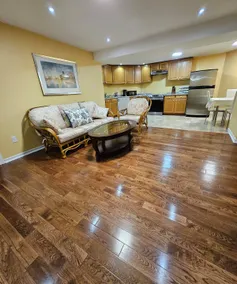 Spacious and Updated 2 Bedroom Apartment, 1350 sqf - Image 2