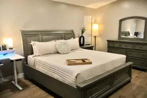 2 Masters, Newly renovated with new furnishings - 4BR 3BA - Image 4