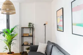 Apartment with terrace near the beach - Image 4
