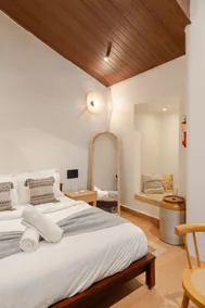 Casa Timothy Beachfront Boutique Villa By NikSu - Image 3