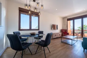 Modern 2-bedroom apartment with best golf views & pool - Image 2