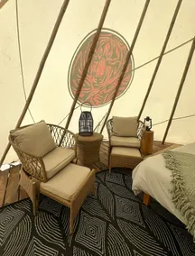 Unique Coach House w/ Tepee , Sauna & Cold Plunge - Image 4