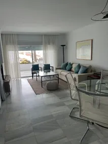 Sea view stunning apartment - Image 4
